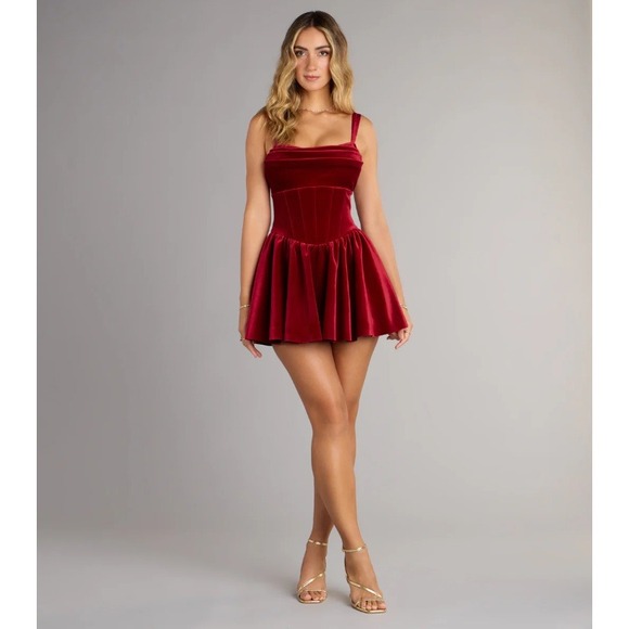 Windsor Dresses & Skirts - Windsor Red Kyla Velvet Cutout Corset Skater Mini Dress Wedding Formal Date M